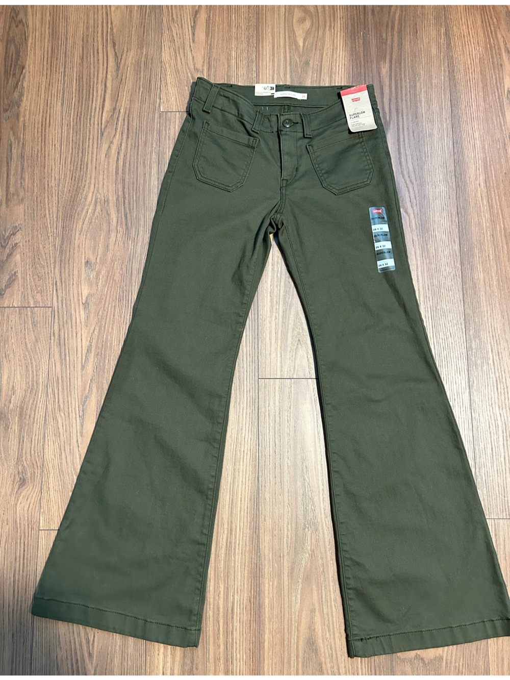 Levi's Women’s Dark Olive Straight-Flare Chinos